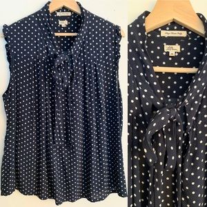 LL Bean sleeveless tie neck navy polka dot top